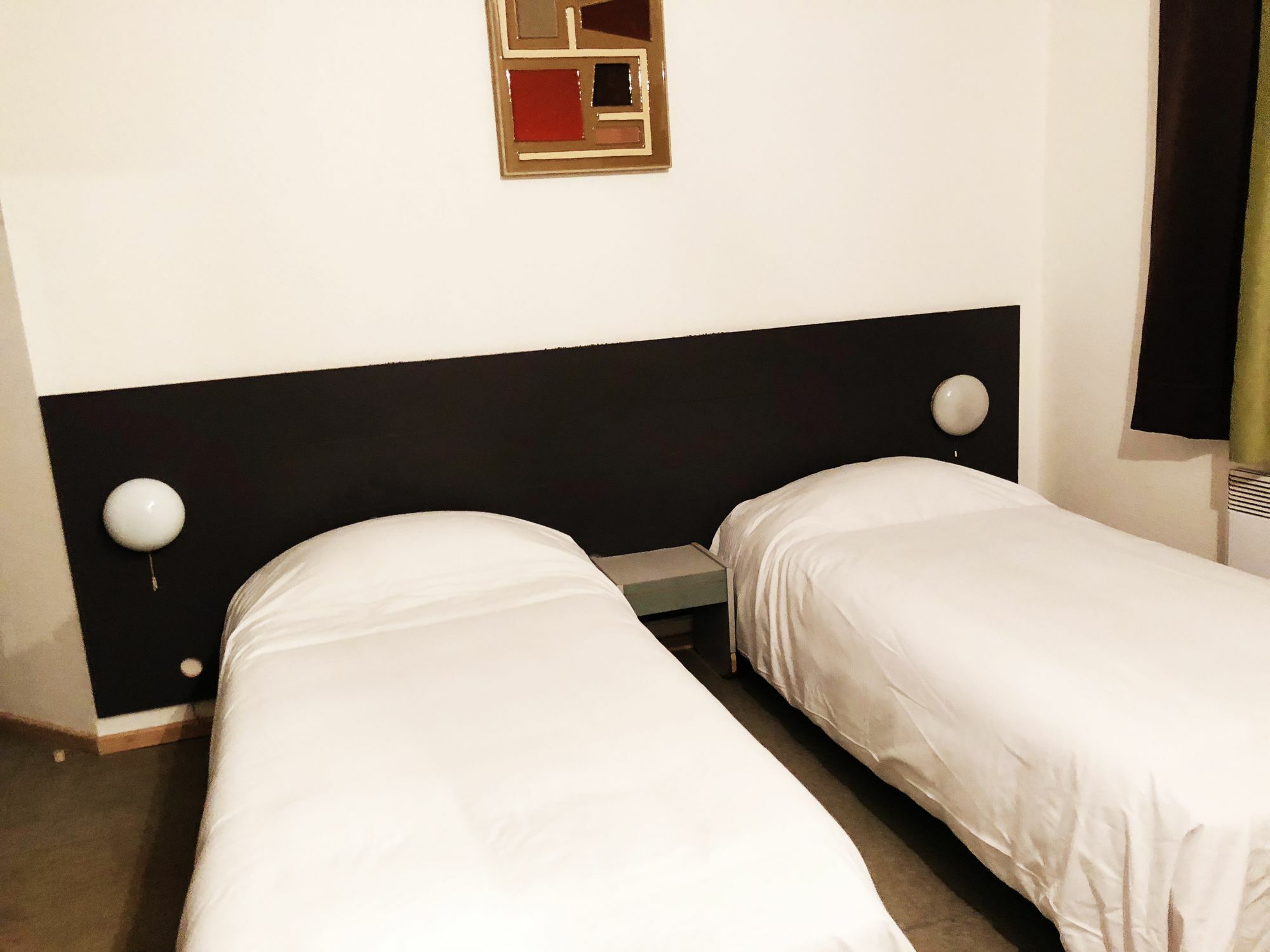 Hotel 25 Montélimar エクステリア 写真