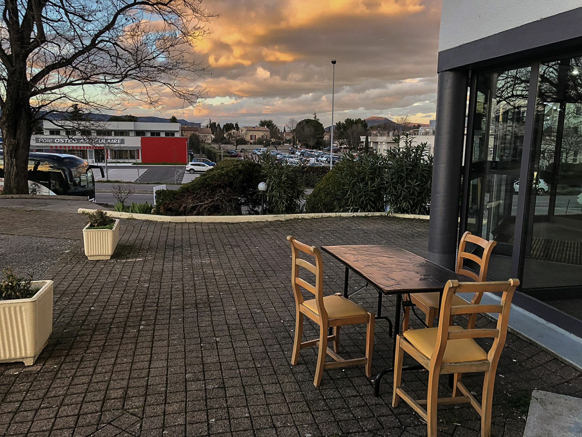 Hotel 25 Montélimar エクステリア 写真